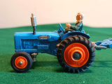 Gift Set 13 Fordson Power Major Tractor + Plough (1)