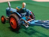 Gift Set 13 Fordson Power Major Tractor + Plough (1)