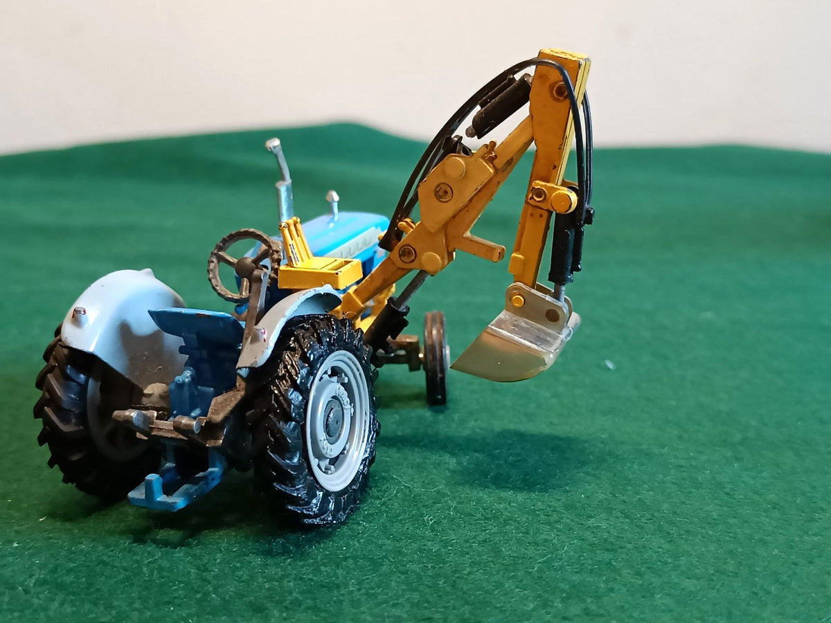 A Corgi Toys Gift Set No. 47 Working Conveyor On Trailer with Ford 5000 Super Major Tractor and Driv