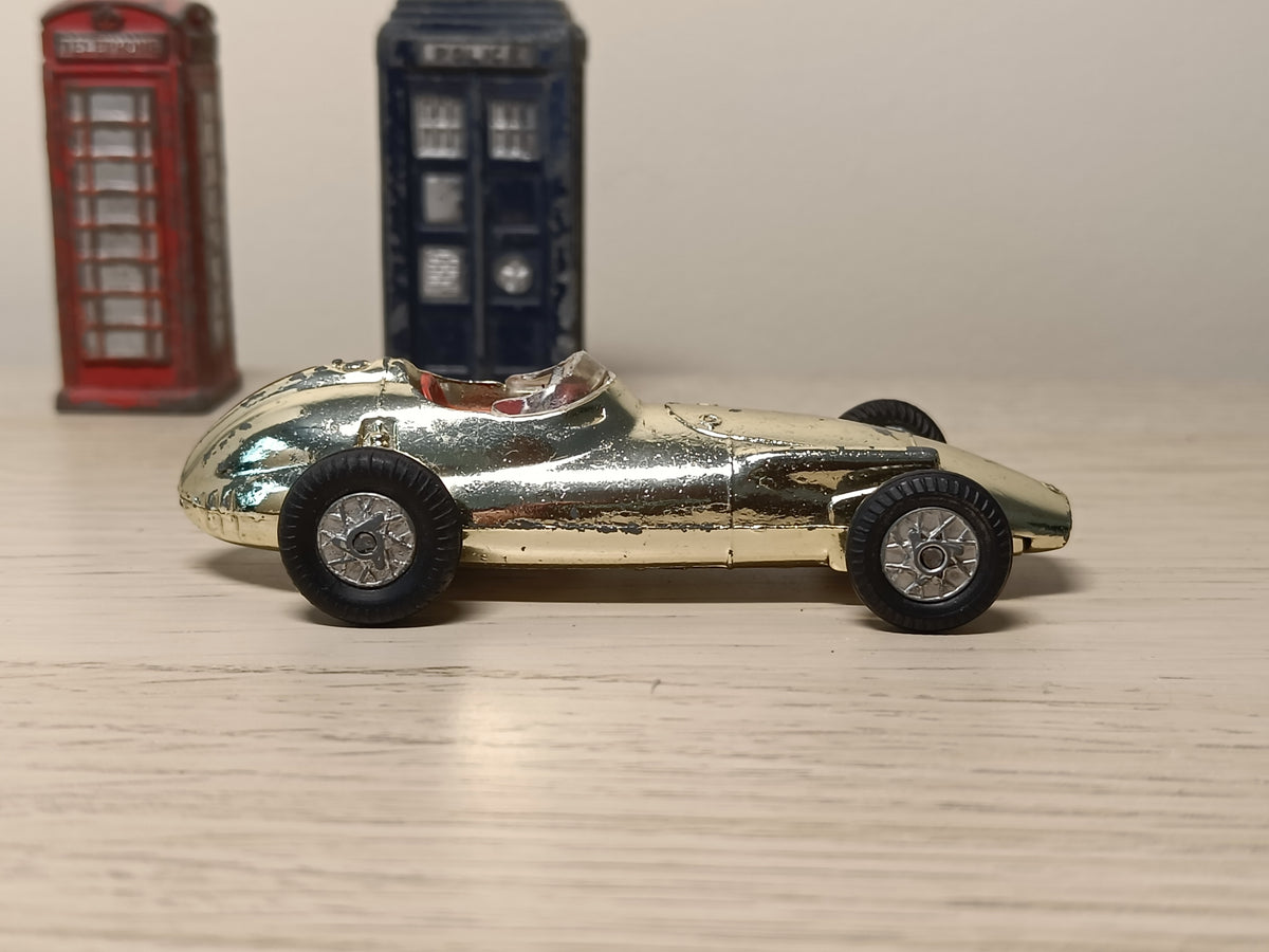 152 BRM F1 Racing Car Trophy Edition silver plated – Corgi Toys