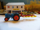 Gift Set 18 Fordson Power Major Tractor (late edition) + Plough