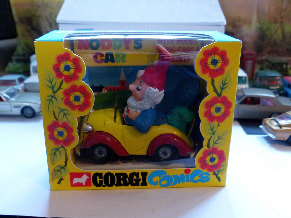 801 Noddy Car with rare first issue Golly and box – Corgi Toys 801 Noddy Car with rare first issue Golly and box – Corgi Toys