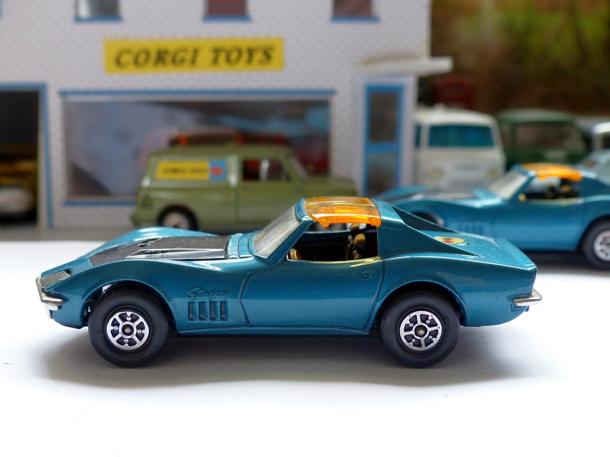 Corgi Toys Chevrolet Corvette Sting Ray 1:43 - Miniature De Collection