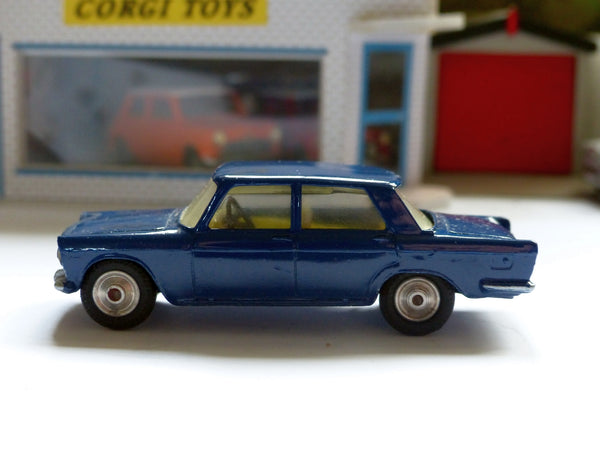 232 Fiat 2100 in blue