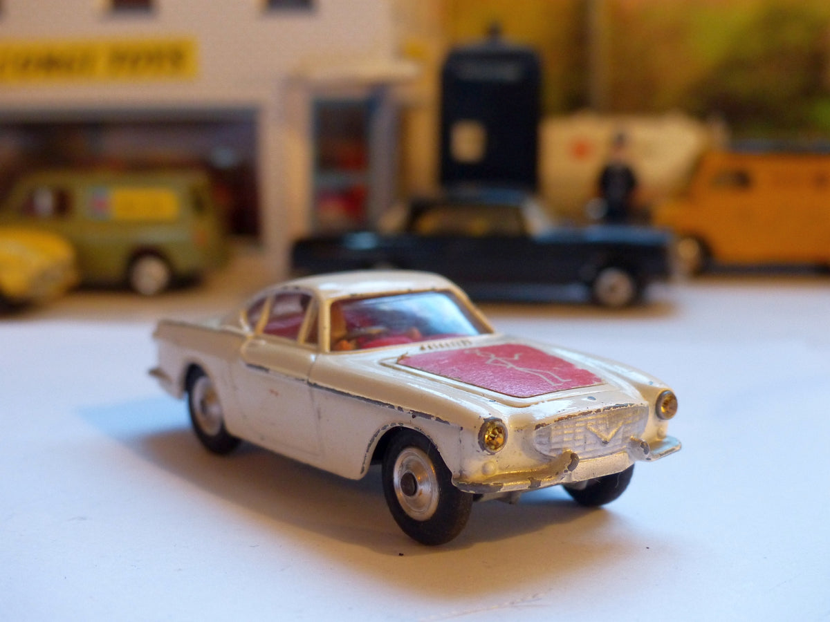 258 Volvo P1800 The Saints Car *scarce late edition* – Corgi Toys