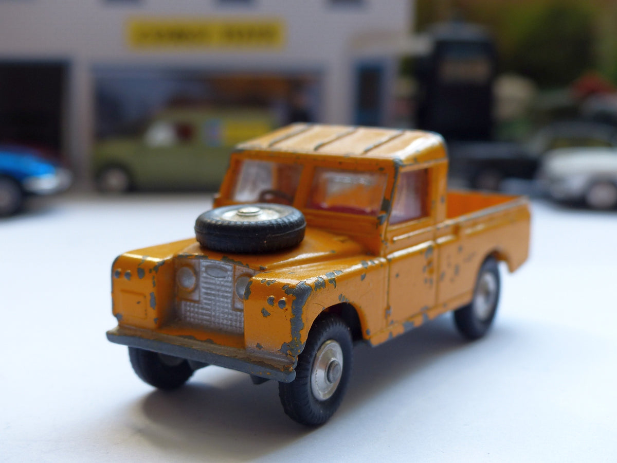 ミニカー LANDROVER CORGI TOYS 3set Corgi Toys GS30; Land Rover Series 3 109; & Animal Trailer