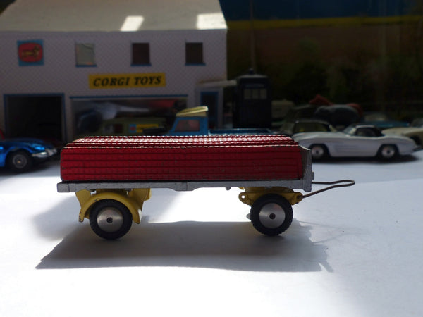 101 Flatbed Trailer early edition with 1486 Marston bricks