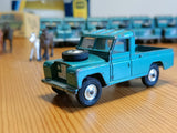 438 Land Rover in turquoise-green with shaped wheels 1