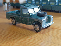 438 Land Rover in deep green 10