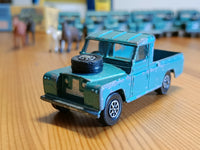 438 Land Rover in turquoise-green with Whizzwheels 11