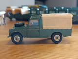 438 Land Rover in deep green 11 with red seats