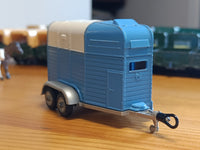 112 Rice Double Horsebox (7) *with six spoke wheels*