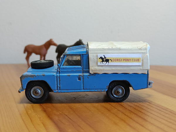 Gift Set 15 Pony Club Land Rover (2)