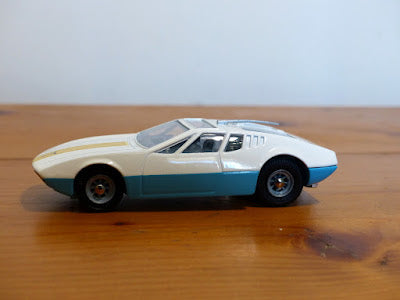 R271 Ghia Mangusta 5000 De Tomaso (Model Club Issue)