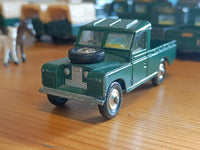 438 Land Rover in deep green 4