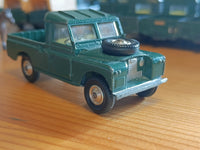 438 Land Rover in deep green 4