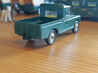 438 Land Rover in deep green 4