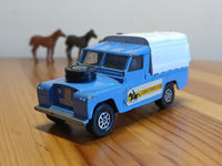 Gift Set 15 Pony Club Land Rover (5) in dull blue