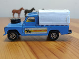 Gift Set 15 Pony Club Land Rover (5) in dull blue