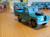 438 Land Rover in turquoise-green with cast wheels 7