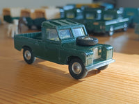 438 Land Rover in deep green 7