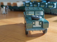 438 Land Rover in deep green 9