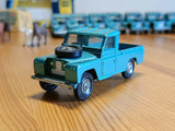 438 Land Rover in turquoise-green with cast wheels 9