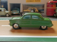 200M Ford Consul in green