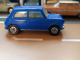 204 Morris Mini Minor in mid-blue with silver base Whizzwheels (3)