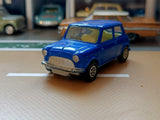 204 Morris Mini Minor in mid-blue with silver base Whizzwheels (3)