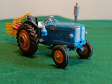 Gift Set 18 Fordson Power Major Tractor (early edition) + Plough