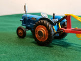 Gift Set 18 Fordson Power Major Tractor (early edition) + Plough