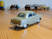 200 Ford Consul in mushroom