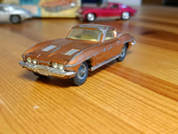 310 Chevrolet Corvette Sting Ray *in bronze*