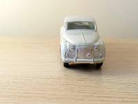 204 Rover 90 in ivory