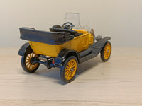 9012 Ford 1915 model T (1)