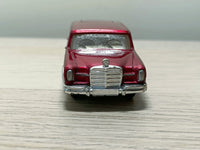 247 Mercedes-Benz 600 Pullman in bright crimson