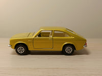 306 Morris Marina in metallic lemon