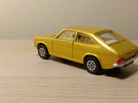 306 Morris Marina in metallic lemon