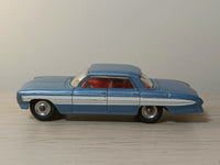 235 Oldsmobile Super 88 in metallic blue