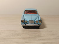 238 Jaguar Mk X in pale blue