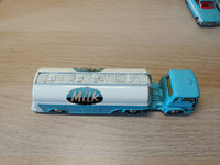 1141 Bedford Milk Tanker