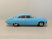 238 Jaguar Mk X in pale blue with original box (1)