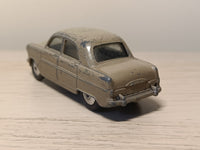 200 Ford Consul in mushroom