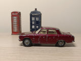 252 Rover 2000 in maroon with rare cast wheels (4)