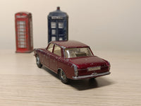 252 Rover 2000 in maroon with rare cast wheels (4)