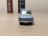217 Fiat 1800 in blue with bright yellow seats