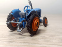 Gift Set 13 Fordson Power Major Tractor + Plough (2)