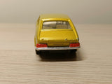 306 Morris Marina in metallic lemon