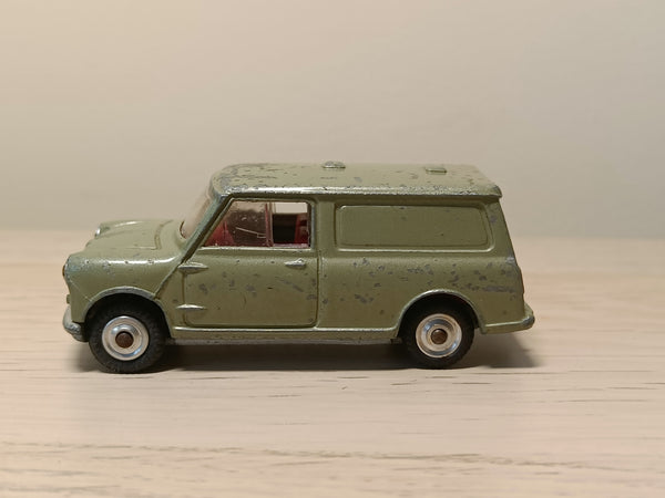 450 Austin Minivan with Countryman grille (1)